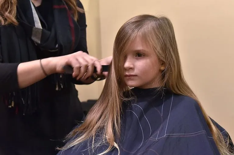 قصات شعر أطفال بنات