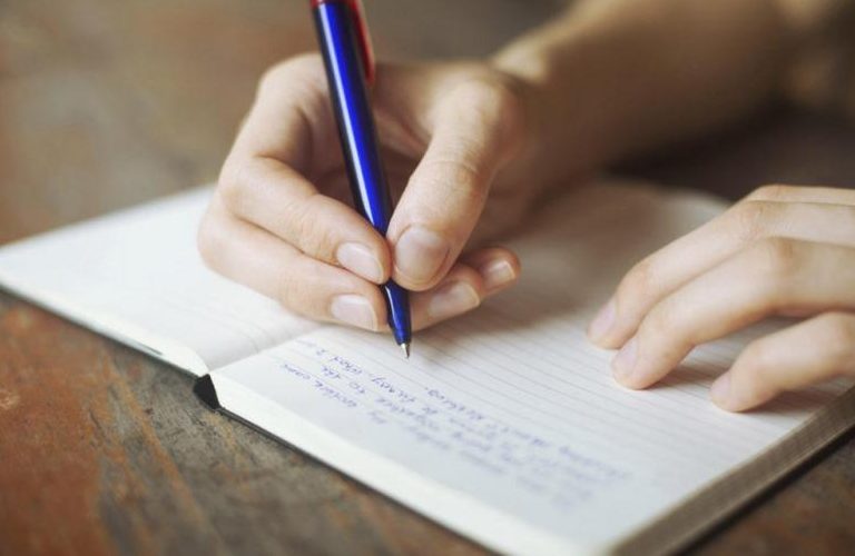 مواضيع برزنتيش بالإنجليزي سهلة وقصيرة