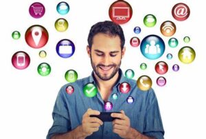 العمل كمدرب للتسويق الرقمي وتقديم الدورات والتدريبات عبر الإنترنت