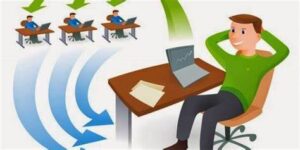 العمل كمدرب للتسويق بالعمولة وتقديم الدروس والتدريبات في هذا المجال