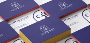 العمل كمصمم للهوية التجارية والشعارات