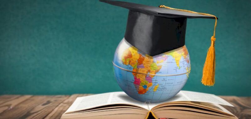 تعبير عن العلم نور