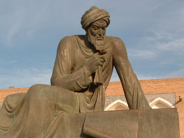 عالم الرياضيات الخوارزمي