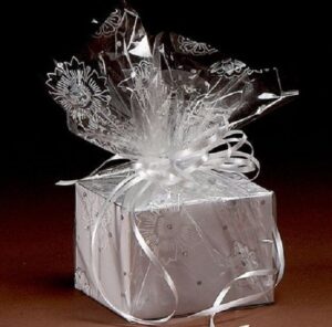 تغليف هدايا شفاف