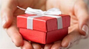 أجمل هدية لشخص تحبه