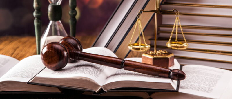 دورات قانون بشهادات معتمدة